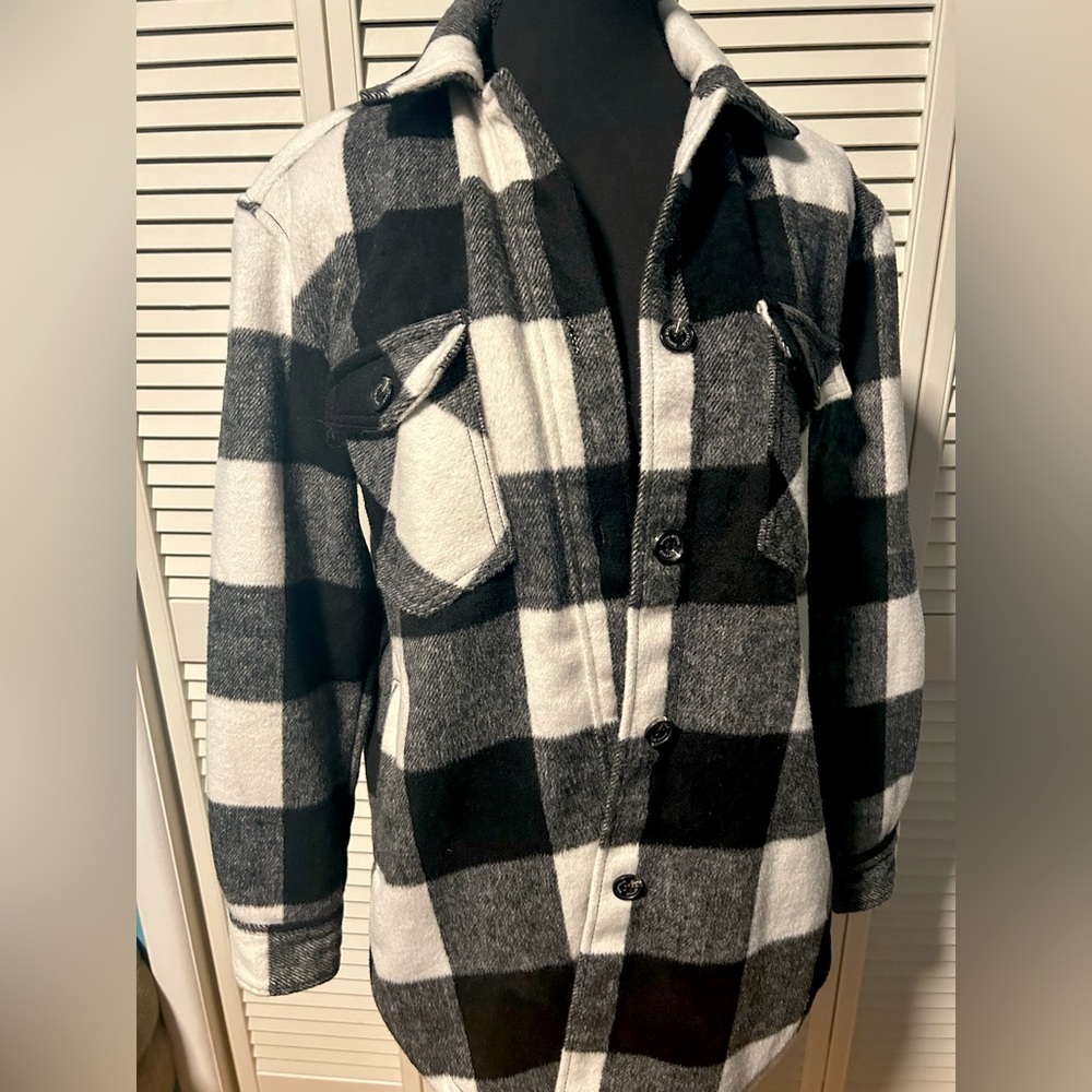 Buffalo by David Bitton White and Black Plaid Wool Coat, size Small